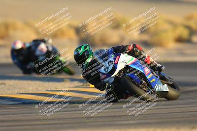 media/Nov-17-2024-CVMA (Sun) [[1fec520723]]/Race 18-Supersport Middleweight/